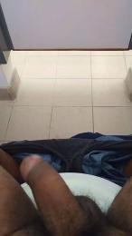 Valenlio_Por webcam model stream image