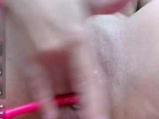 carolinasquirt19 webcam model stream image