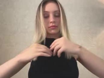 fflloowweerr webcam model stream image