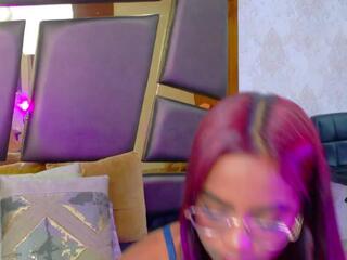 Lucy Leah webcam model stream image