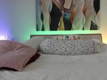 mis_eva webcam model stream image