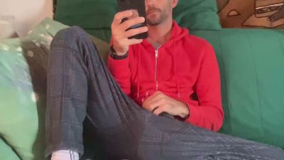 Redthommy webcam model stream image