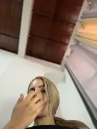 emiss_ webcam model stream image