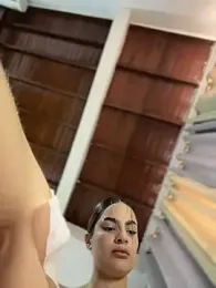 emiss_ webcam model stream image