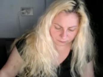 candycream74 webcam model stream image