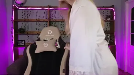 Ksuhesa webcam model stream image