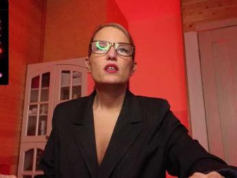 Findom_Lady_Shine webcam model stream image