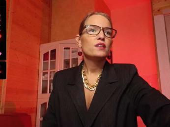 Findom_Lady_Shine webcam model stream image