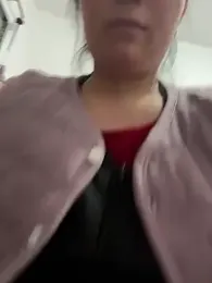 buusoom webcam model stream image