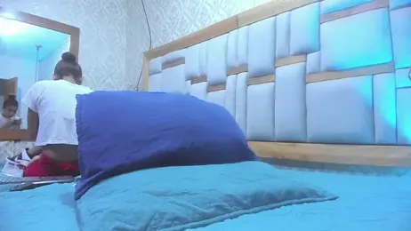 arl_chloee webcam model stream image