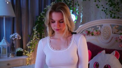 SilverAlliston webcam cam4 model stream image