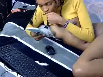 Skinny_m webcam model stream image