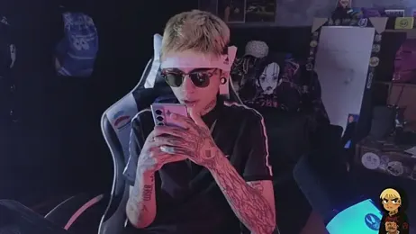 AcidMilo webcam model stream image