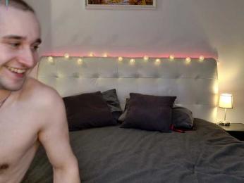 LustElise webcam model stream image