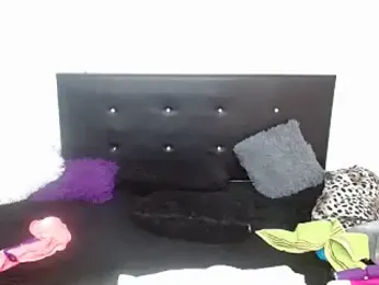 Shanttal0272 webcam stripchat model stream image