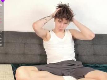 yen2025 webcam model stream image