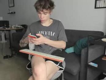 yen2025 webcam chaturbate model stream image