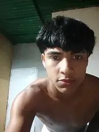 2caelo webcam model stream image