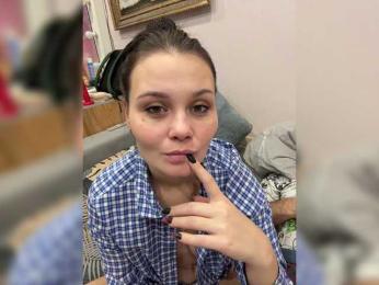 _Milashka_ webcam model stream image