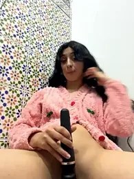 Ni-_haL01 webcam stripchat model stream image