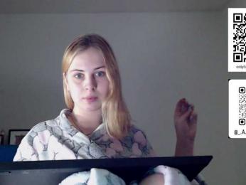 LisaloveX webcam model stream image