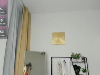 glossybabe_ webcam model stream image