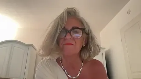 NaughtyMonicaUK webcam model stream image