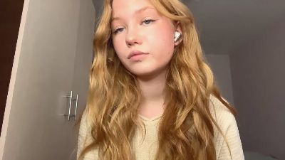 PilarColonna webcam model stream image