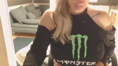 KimMitch webcam model stream image