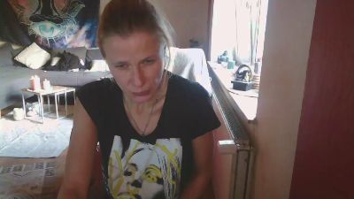 xcYola webcam cam4 model stream image