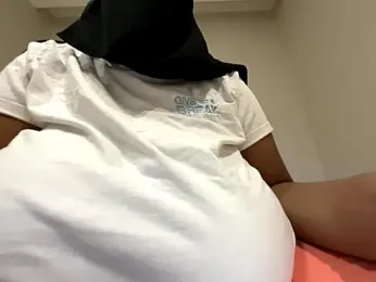 Submissive_Arab webcam stripchat model stream image