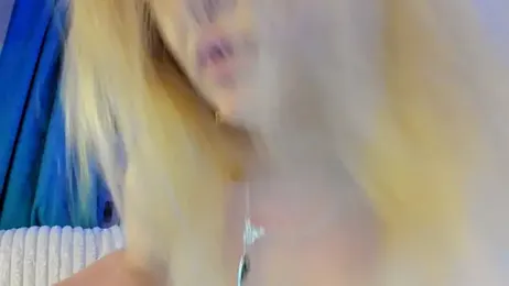 CoraSwon webcam model stream image