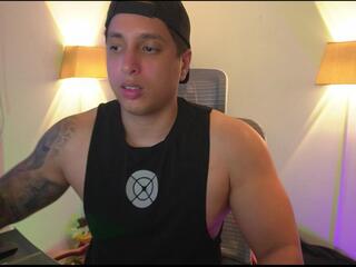 Appolo Cavill webcam model stream image