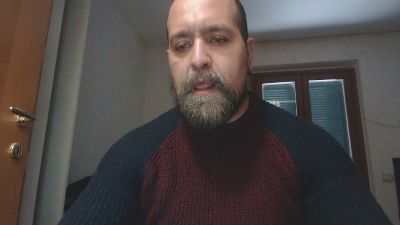 Mannextdoor1929 webcam model stream image