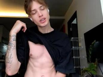 cryptongood webcam model stream image