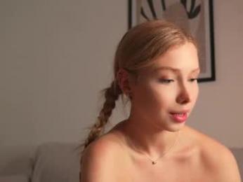 april_blush webcam model stream image