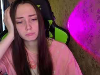 lexi-split webcam model stream image