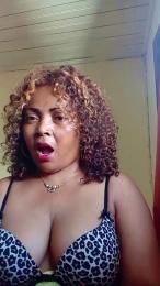 ramiza webcam model stream image