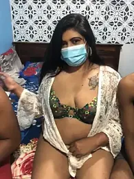 Lovely_WINDI webcam model stream image