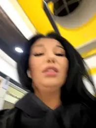 Tisha_Busty webcam model stream image