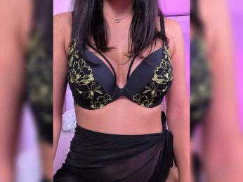 Lorienna webcam model stream image