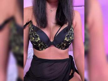 Lorienna webcam model stream image