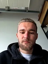 Benjamiinlt webcam stripchat model stream image