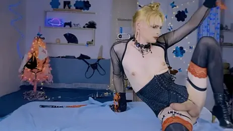 LolaSpaisTS webcam stripchat model stream image