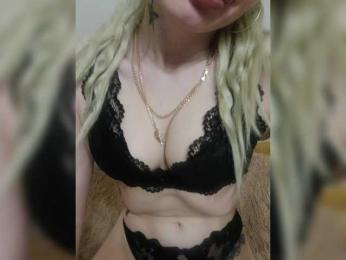 Djesikaa webcam model stream image