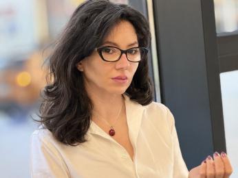 MnemoZeina webcam model stream image