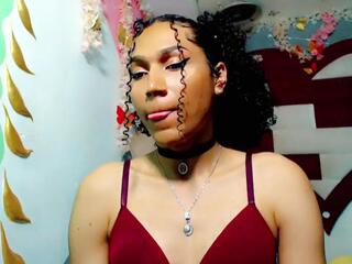 Lunita Lopez webcam model stream image