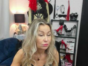 Soft-Crystal webcam model stream image