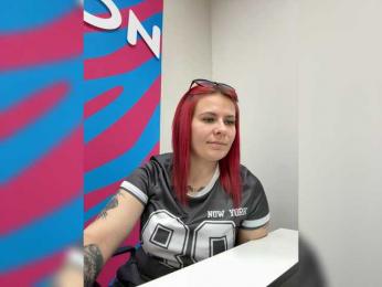 IriSka777 webcam model stream image