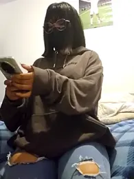 Latin_summer webcam model stream image